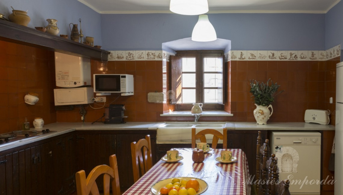 Cocina y office de la casa 