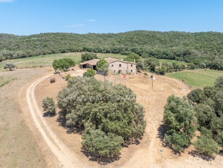 Vistes de la masia